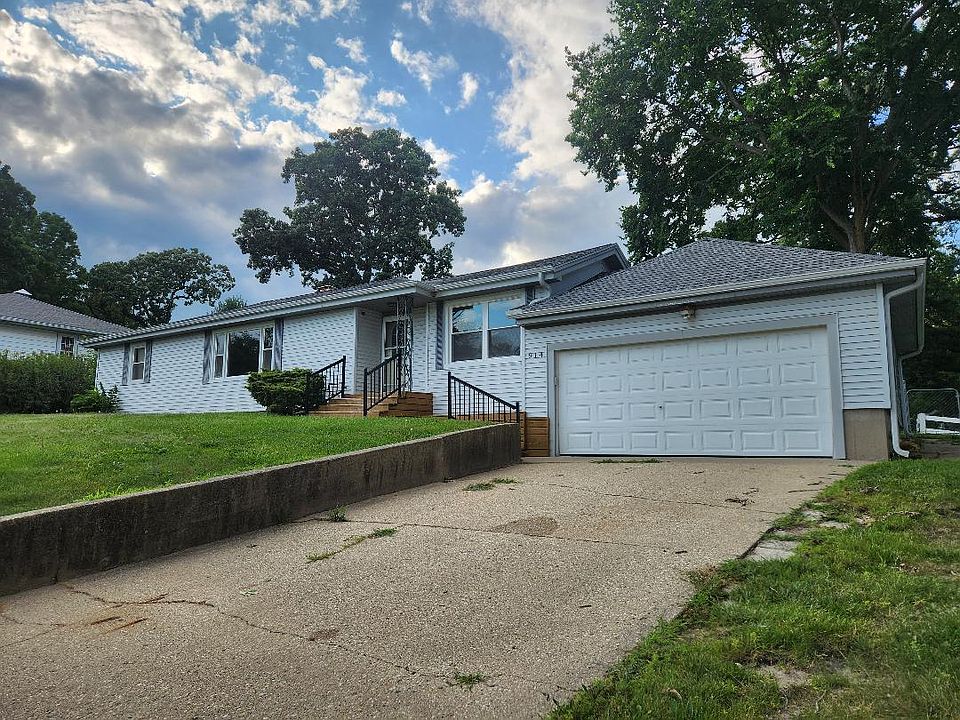 1st image of 914 Oakleaf Ave