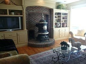4th image of 11 Audley Dr