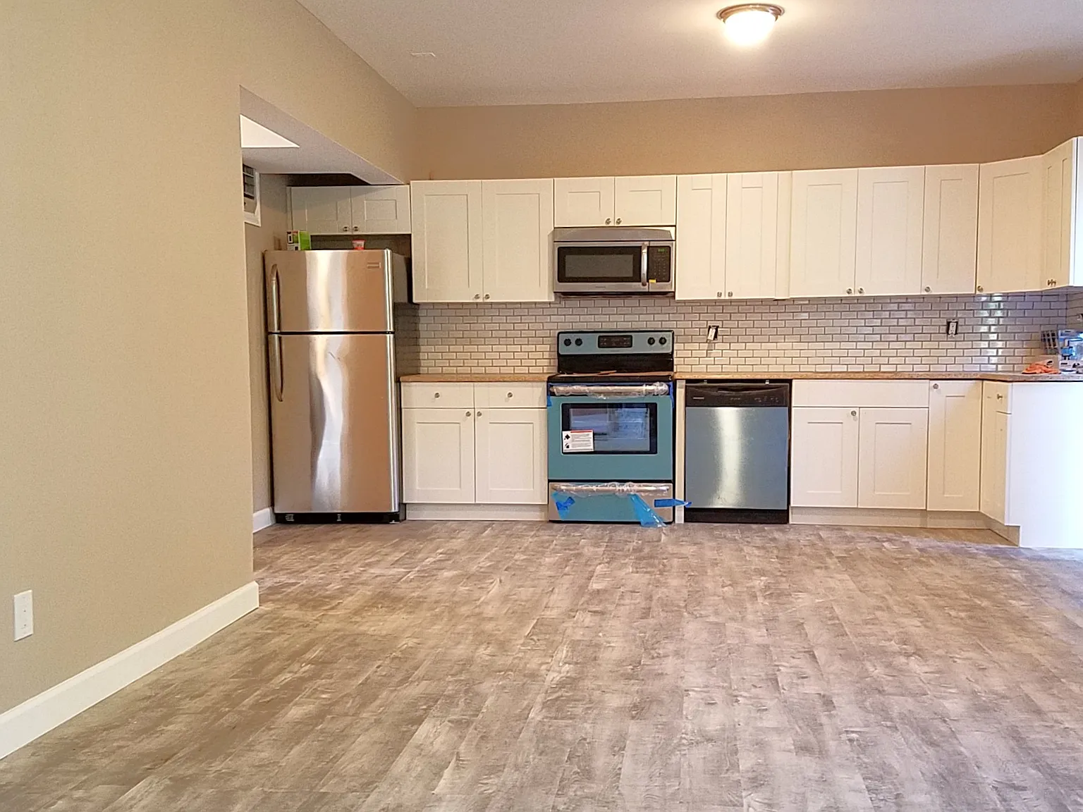 Catalpa Ln, Stony Brook — Photo 2