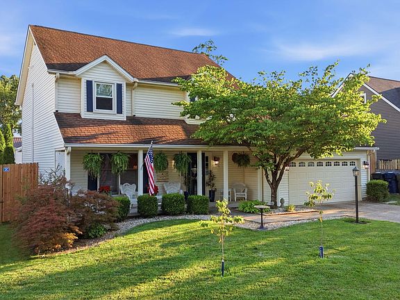 2nd image of 3012 Neal Dr
