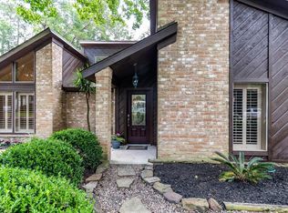 2014 Willow Point Dr, Kingwood, TX 77339