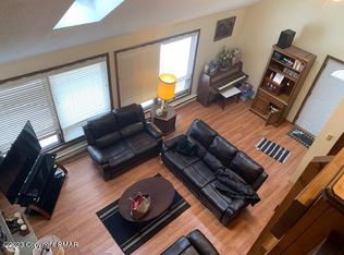 7219 Crescent Ln, Tobyhanna, PA