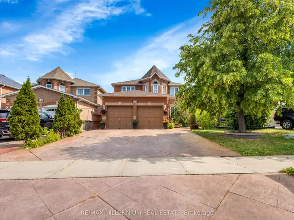 252 Mountainberry Rd, Brampton, ON L6R 1H9