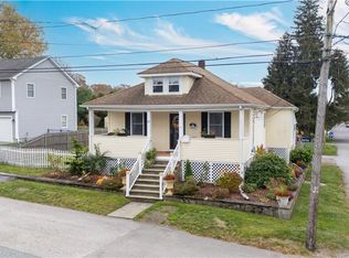 82 Charles St, Bristol, RI 02809