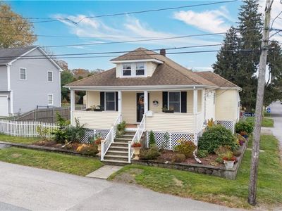 82 Charles St, Bristol, RI, 02809