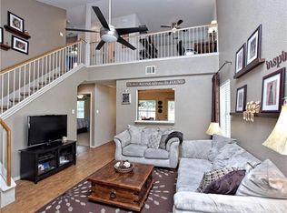 2717 Greenlee Dr, Leander, TX 78641