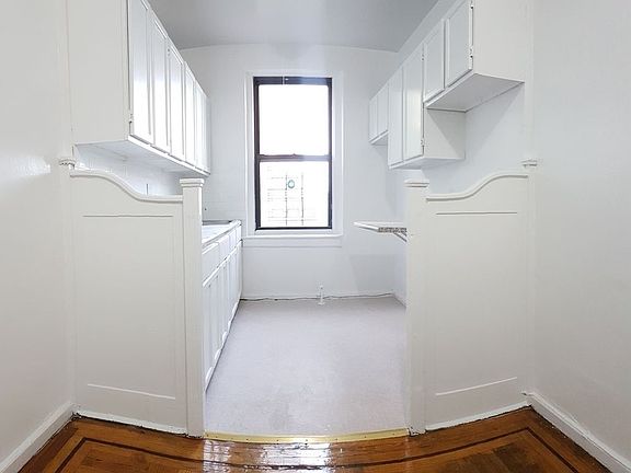 2nd image of 163 Ocean Ave APT K4