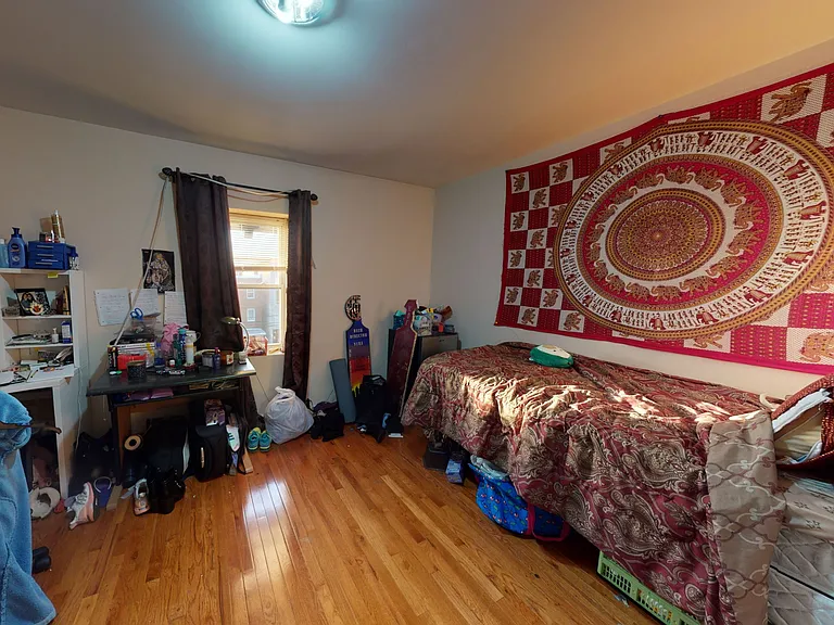 623 S 42nd St — Photo 15