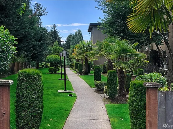 1012 S 27th St Unit A202, Tacoma, WA 98409