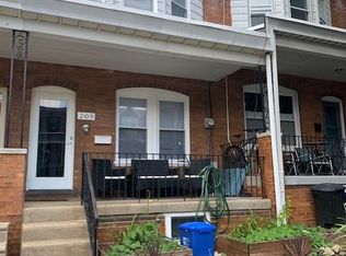 209 Lauriston St, Philadelphia, PA 19128