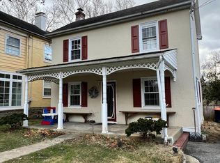 412 Pennsylvania Ave, Avondale, PA 19311