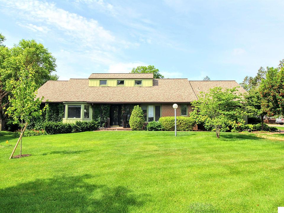 1st image of 1800 Lori Ln