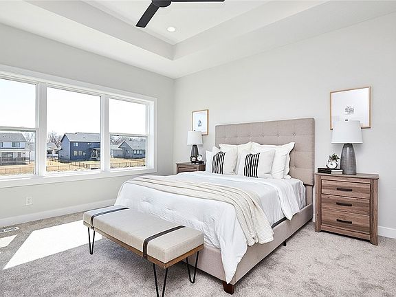 4th image of 18270 Alpine Dr