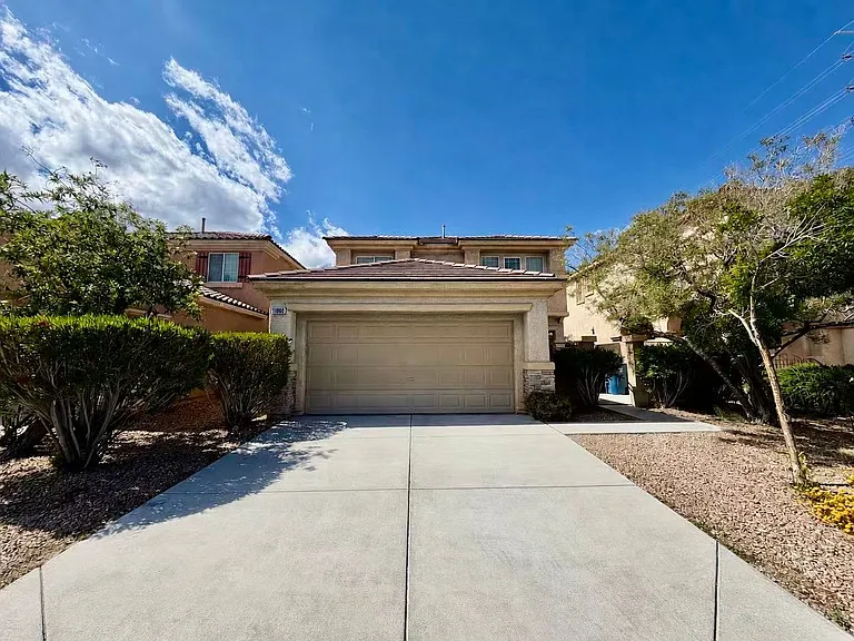 11008 Rusty Ray Dr — Photo 1
