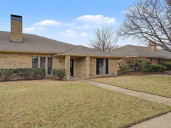 2nd image of 2126 Teakwood Ln