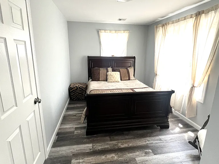 276 Sumner St #2 — Photo 10