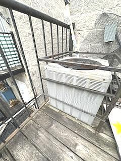 5th image of 1354 S Kedvale Ave