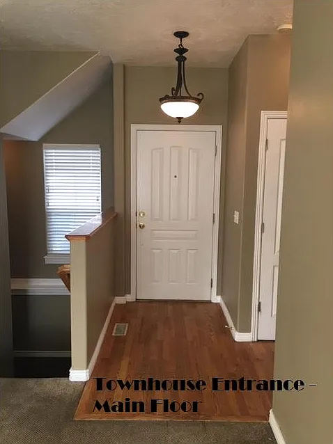 4 bed, 3.5 bath, 2502 sqft, $2,150 — Photo 2