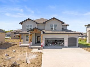 9256 Barth Rd, Lenexa, KS 66227