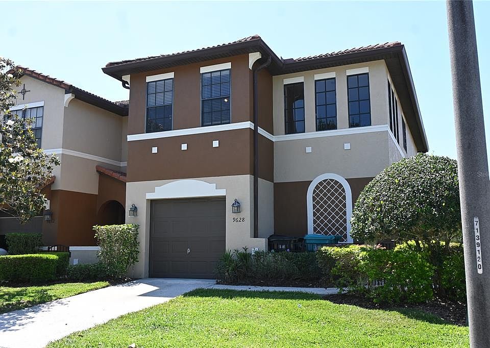 1st image of 9628 Doris Ln