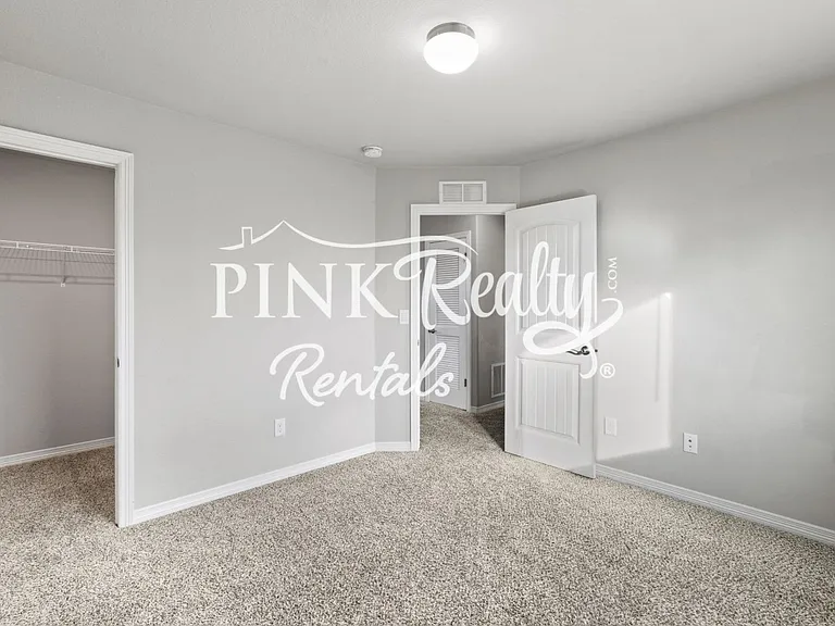 10897 Rowley Dr — Photo 32