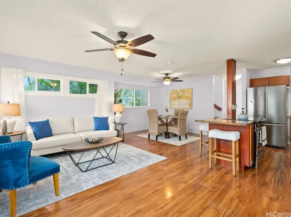 99-818 Meaala St, Aiea, HI 96701