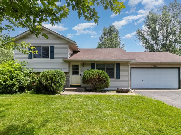 29645 Broadway St, Lindstrom, MN 55045