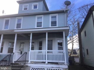 232 W 3rd St, Florence, NJ 08518