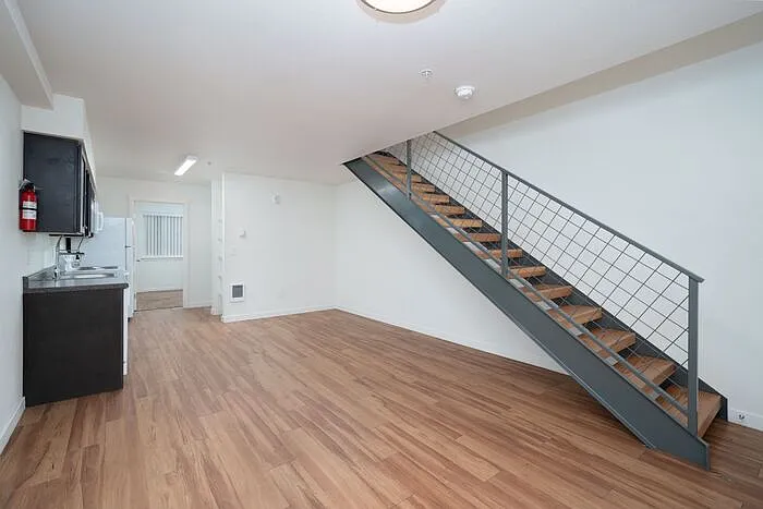 10730 NE Wygant St #2 — Photo 3