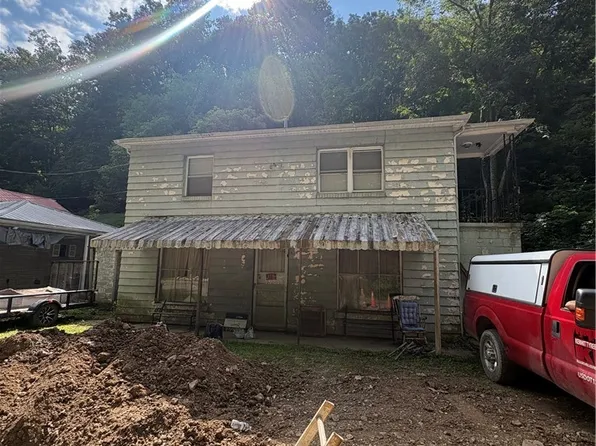 4195 Rich Fork Rd, Charleston, WV 25312
