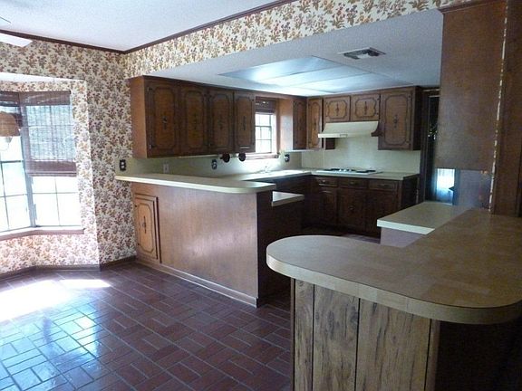 5th image of 5009 W Saint Charles Ave