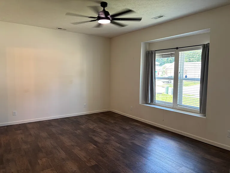 3332 McNeel Ct — Photo 5
