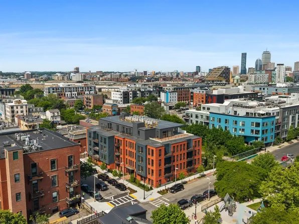 118 B St #302, Boston, MA 02127