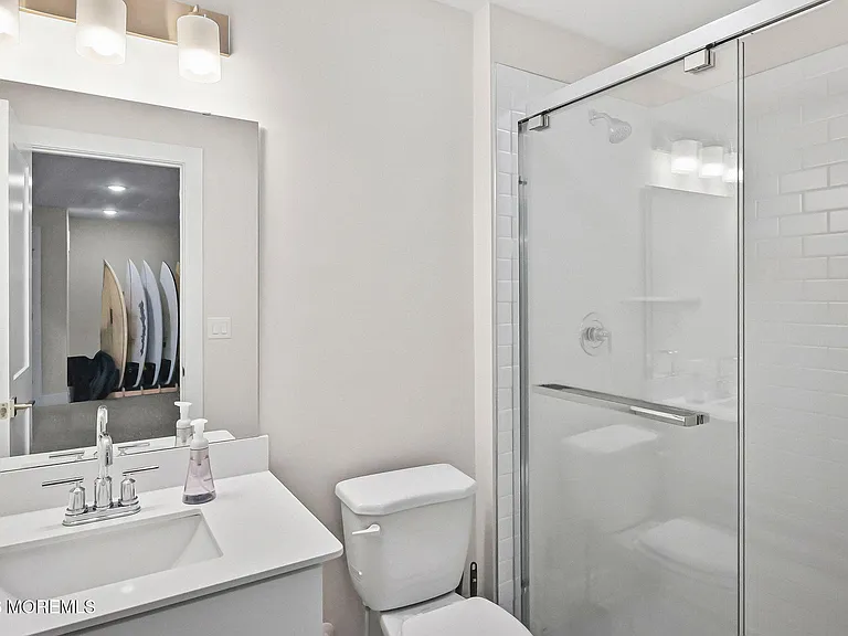 4039 Heron Dr — Photo 37