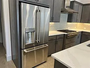 7706 Element Ave — Photo 6