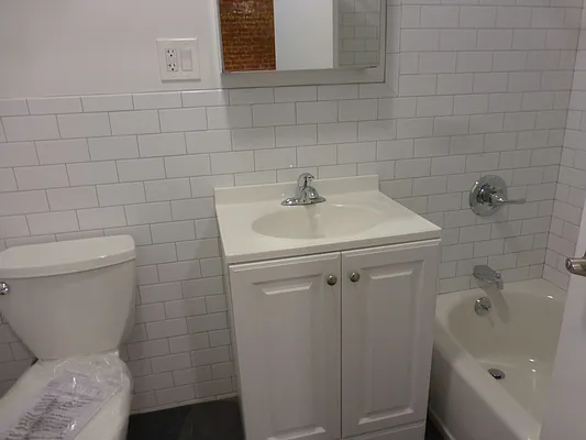 Rented by Charie Properties LLC | media 32