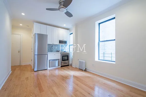 Rented by Brick&Mortar | media 7