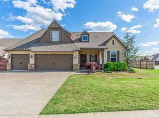 2719 W Natchez St, Broken Arrow, OK 74011