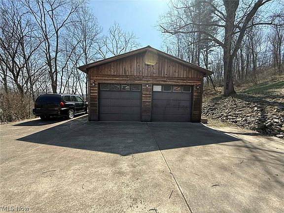 5th image of 7170 Old Town Rd