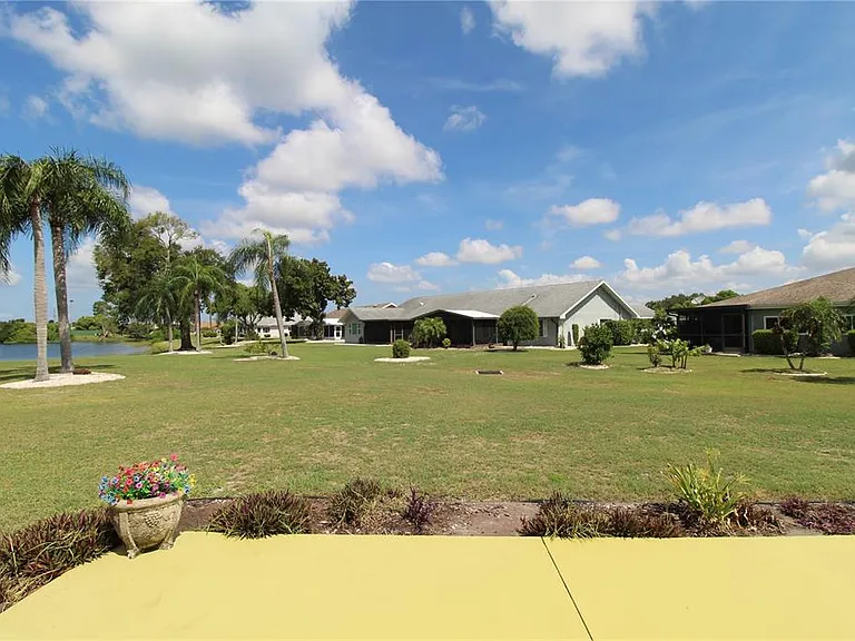 309 Bryce Ct — Photo 26