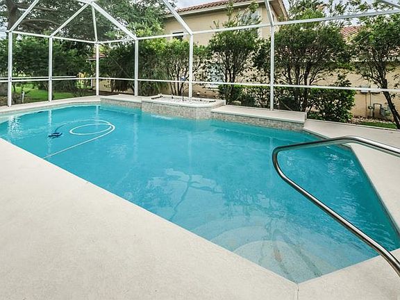 3rd image of 2255 Highland Woods Dr