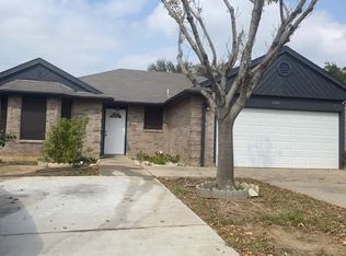 1210 Shiloh Dr, Laredo, TX 78045