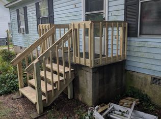 238 N Hoskins Rd, Charlotte, NC 28216