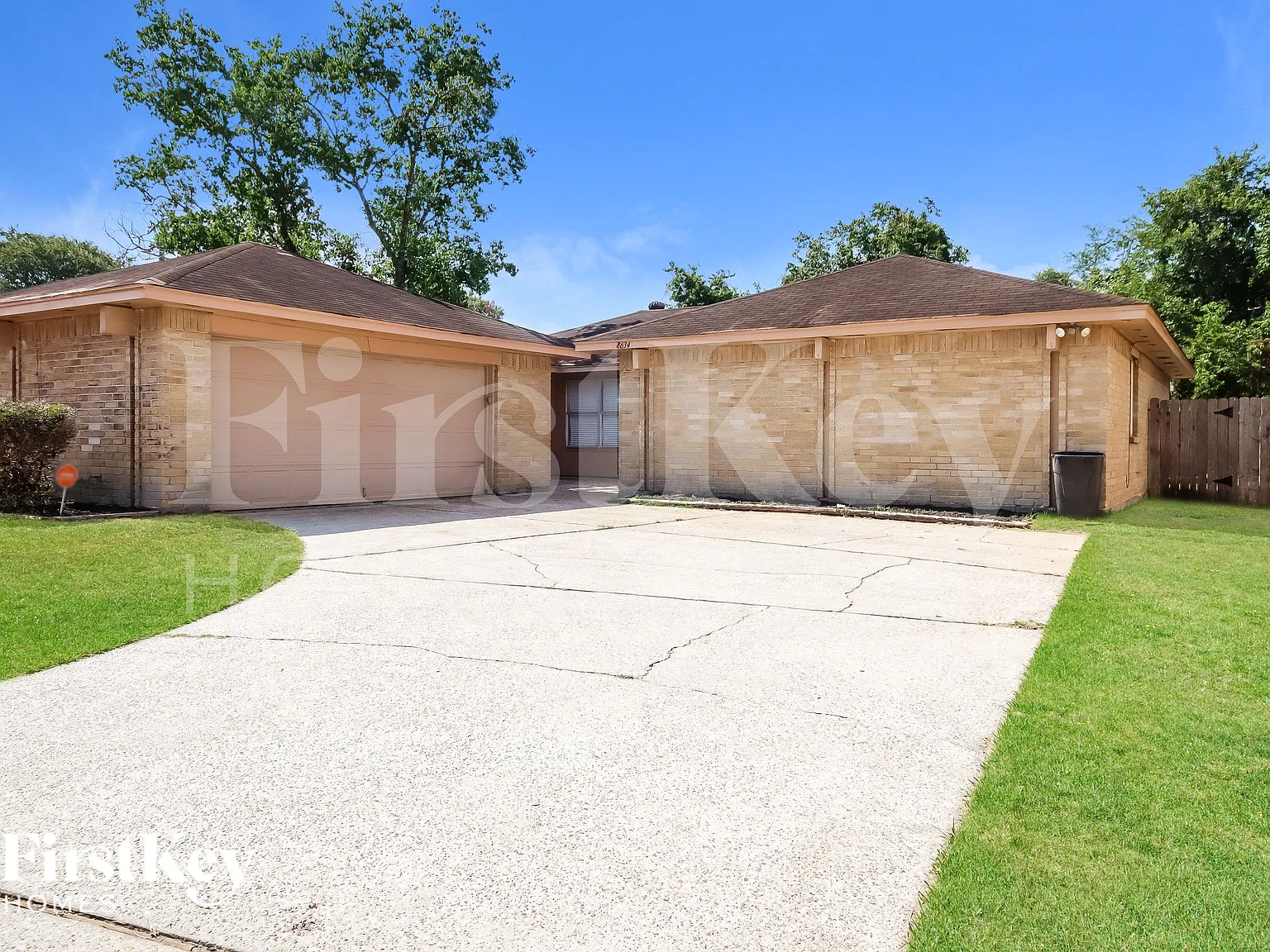 3 bed, 2.0 bath, 1636 sqft, $1,710 — Photo 2