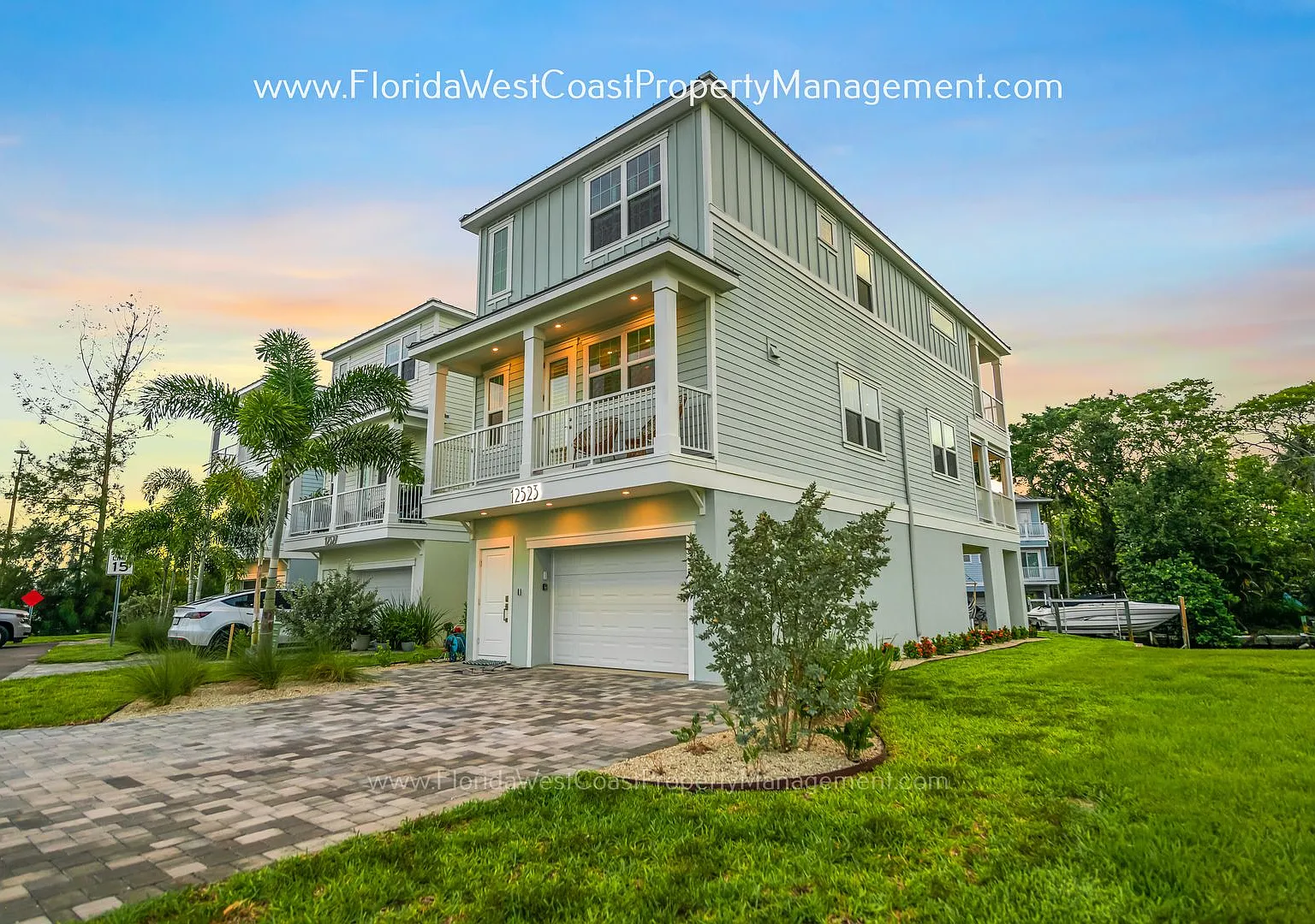 Stunning Furnished Canal Home Moments To Anna Maria Island! Long Term Lease! True Florida Coastal... — Photo 1