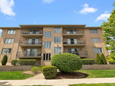 9514 S Kilbourn Ave APT 3C, Oak Lawn, IL, 60453