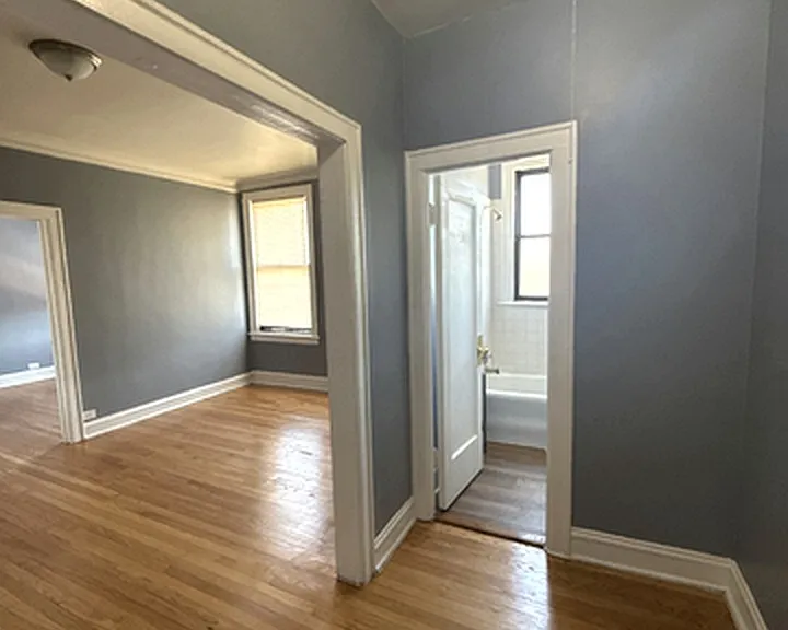 79th Street Apartments — Photo 4