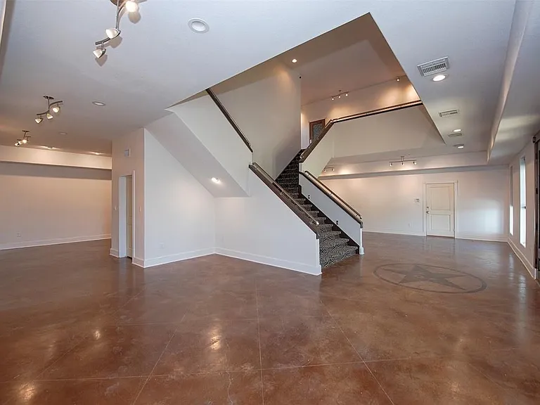 2293 E Bayshore Dr — Photo 9