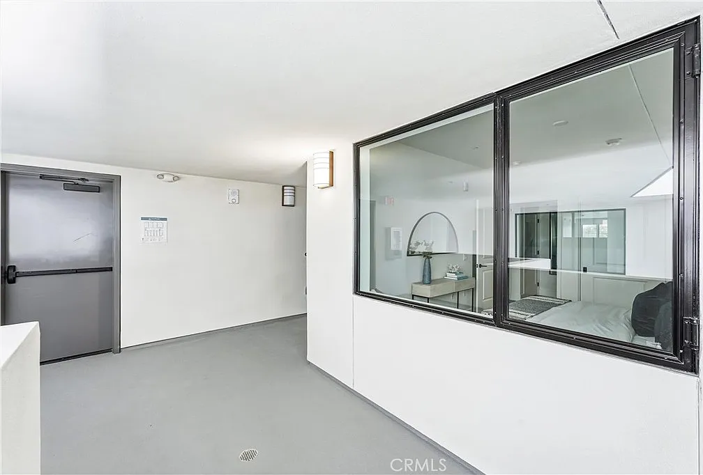 2 bed, 1452 sqft, $12,000 — Photo 4