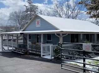 735 Pollard Rd, Kodak, TN 37764